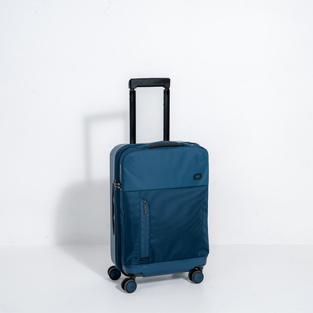 Pace Pro Hybrid Carry On