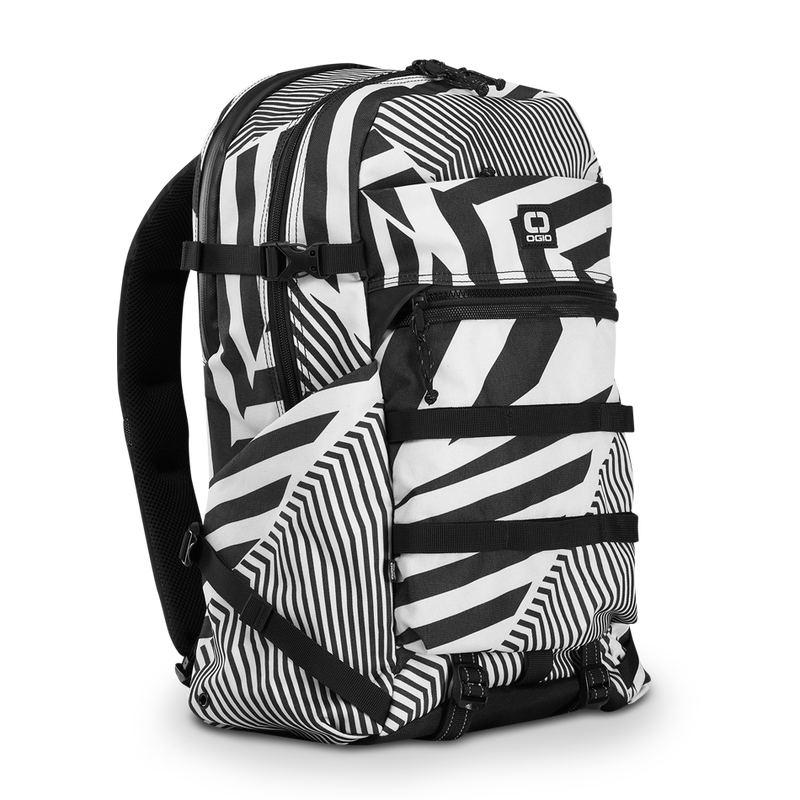 Ogio convoy online 320 backpack